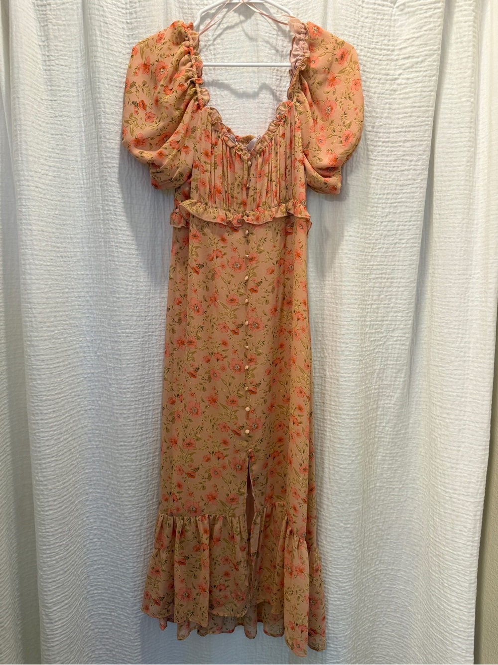 ASTR the Label Floral Smocked Dress Size M NWT Pink Orange